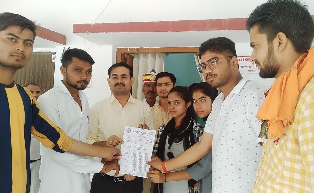 student,scholarship,pradarshan