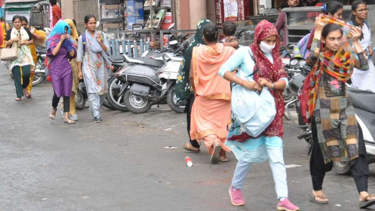 Light rain in many districts of Haryana due to western disturbance