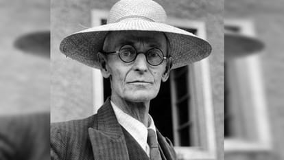 Hermann Hesse Novel Siddhartha an Indian Tale written 100 years ago
