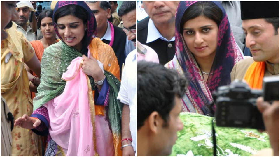 Hina Rabbani Khar Pakistans Most Beautiful Minister of State for External Affairs Fans In India