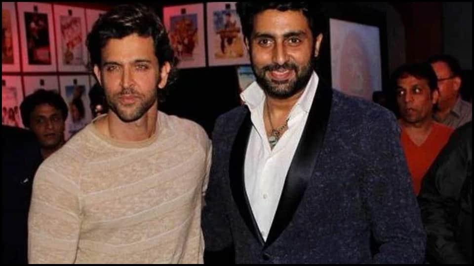 Farah Khan has questioned the fans by sharing a funny picture of Abhishek Bachchan and Hrithik Roshan
