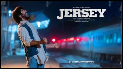 Jersey Movie Review and Rating in Hindi Shahid Kapoor Film Father Son Journey Remake Of Telugu Film Nani