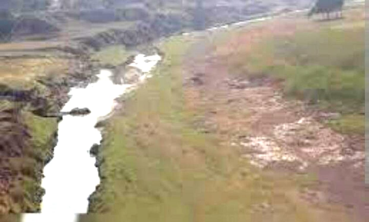 Chitrakoot's  Mandakini river is drying up, social workers demand adequate protection measures from the government