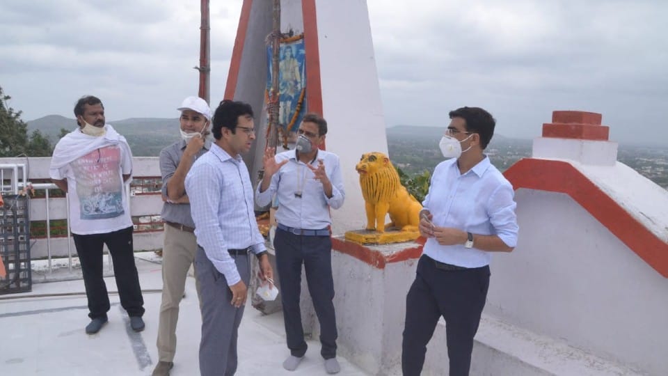 Dewas: Collector Chandramouli Shukla is telling how the face of Devas will change in the coming ten years, read the special conversation-