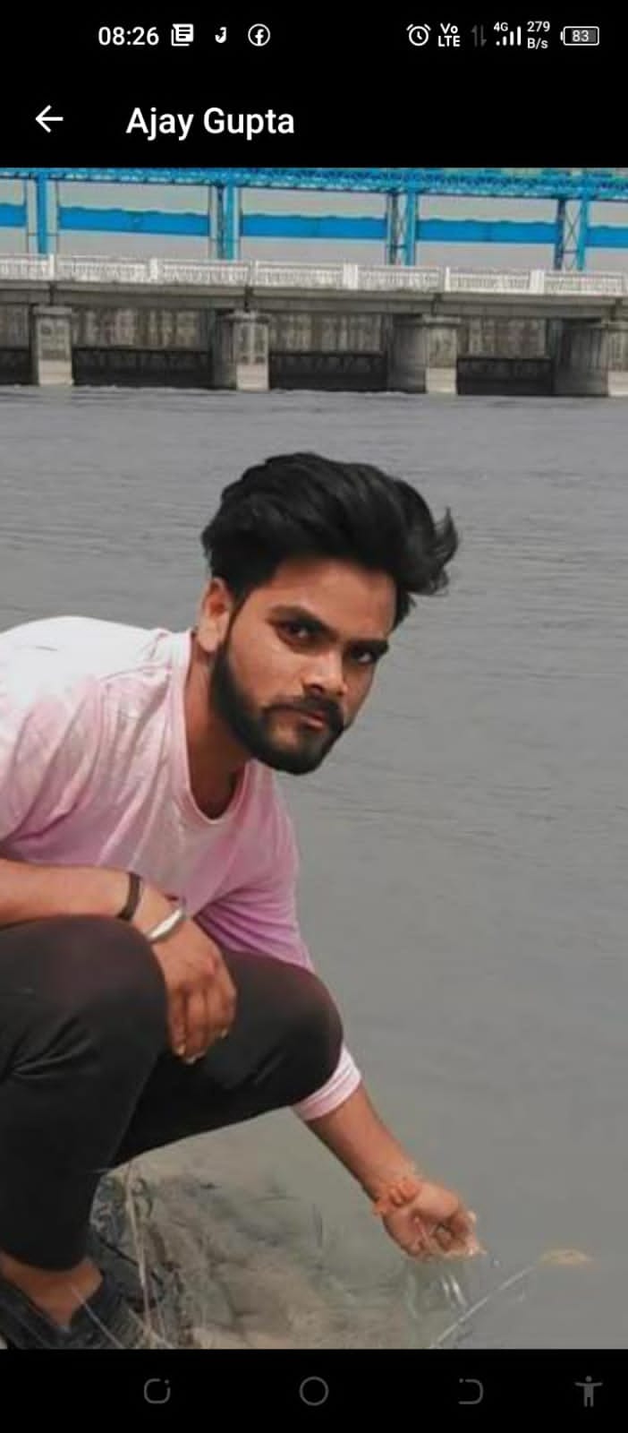 Headphone was in the ear... the young man died after being cut off from the train