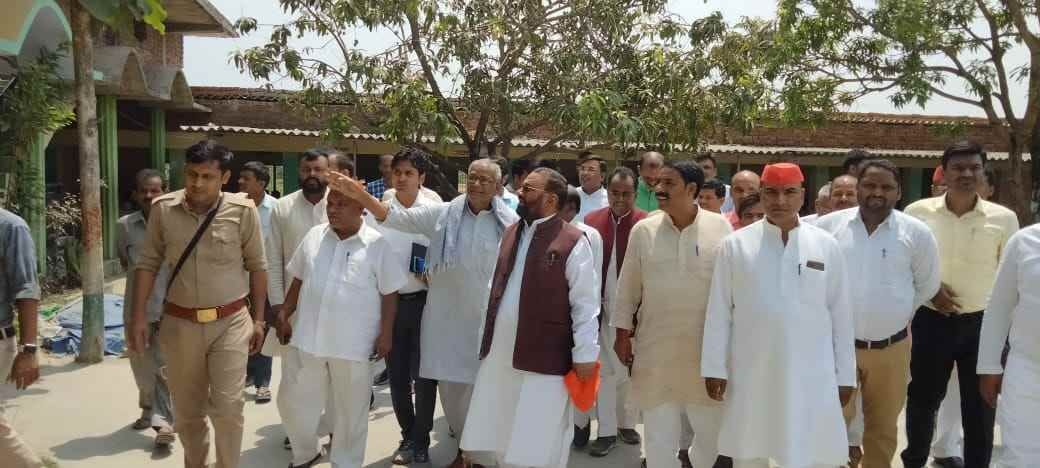 swami prasad alleaged on bjp