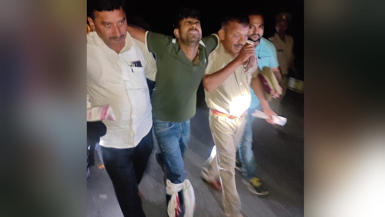 Rampur 25 thousand bounty criminal injured in police encounter arrested