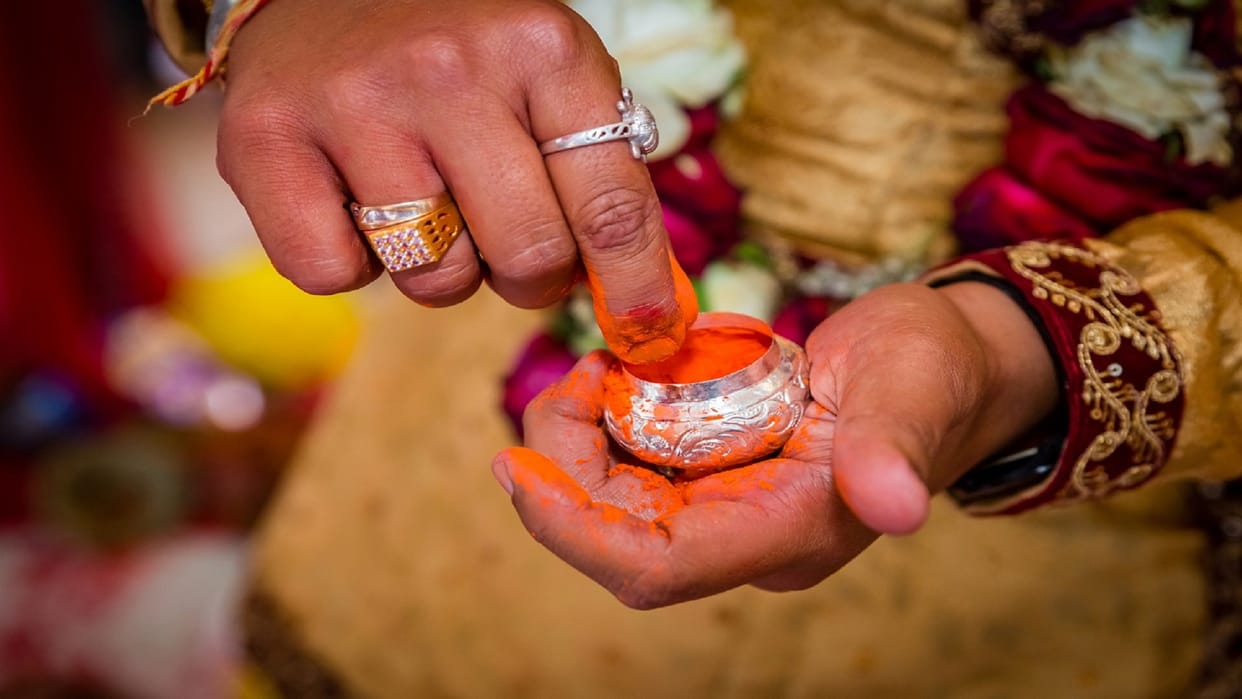 Lovers couple got married in Rampur s Milak Kotwali