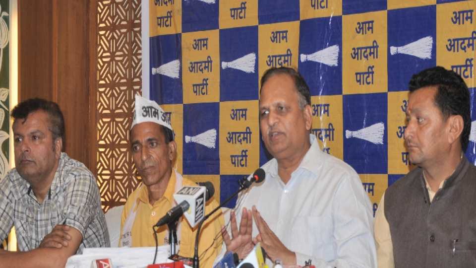Aam Aadmi Party: Satyendra Jain said that Education, health and unemployment are the main issues in the state