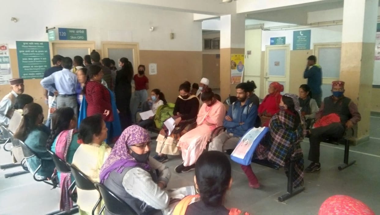 Surgery and Eye OPD locked in Kullu Hospital