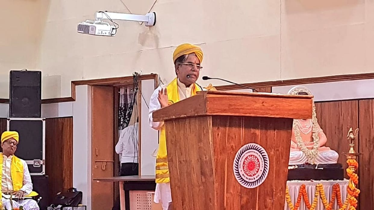 Union Minister Subhash Sarkar said that new education policy will help in making aatm nirbhar of india