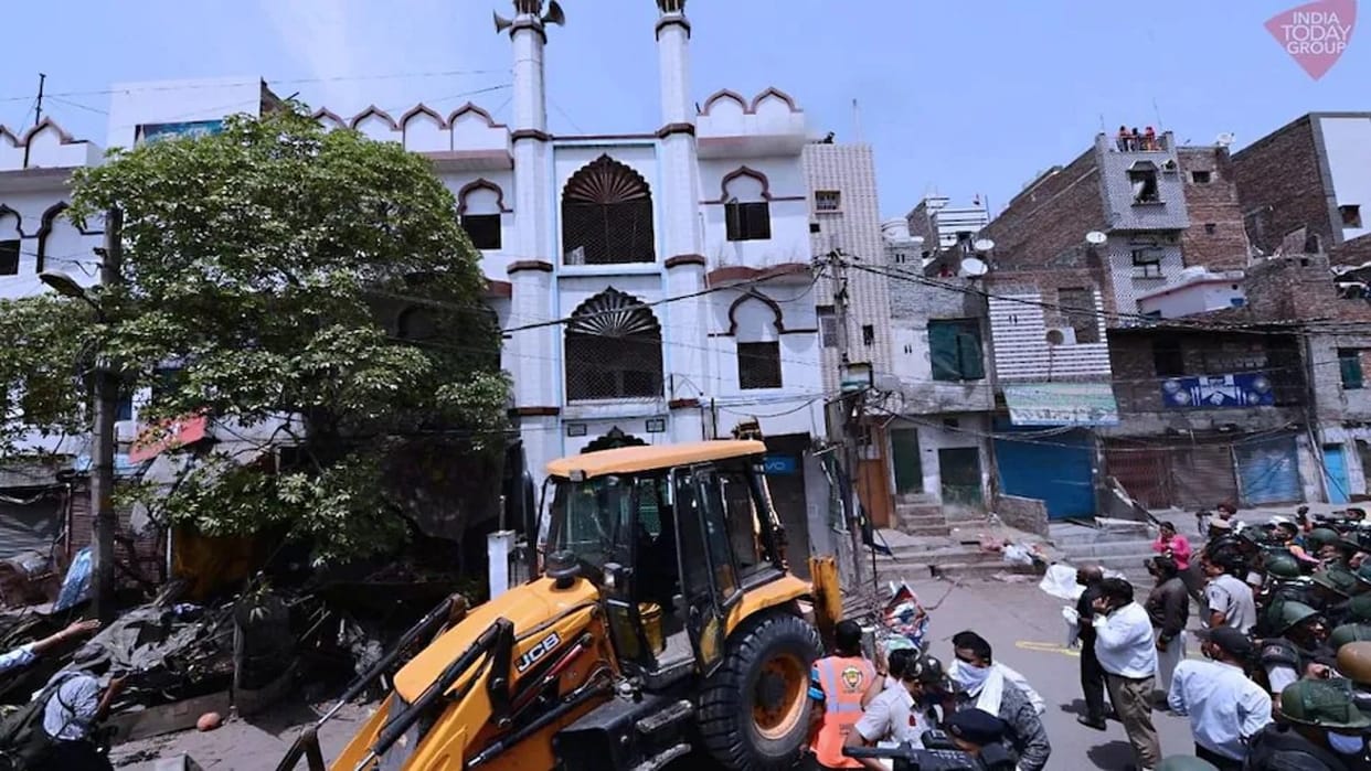 delhi Ppolice remove encroachment in the capital Commissioner asked action plan from SHO and DCP