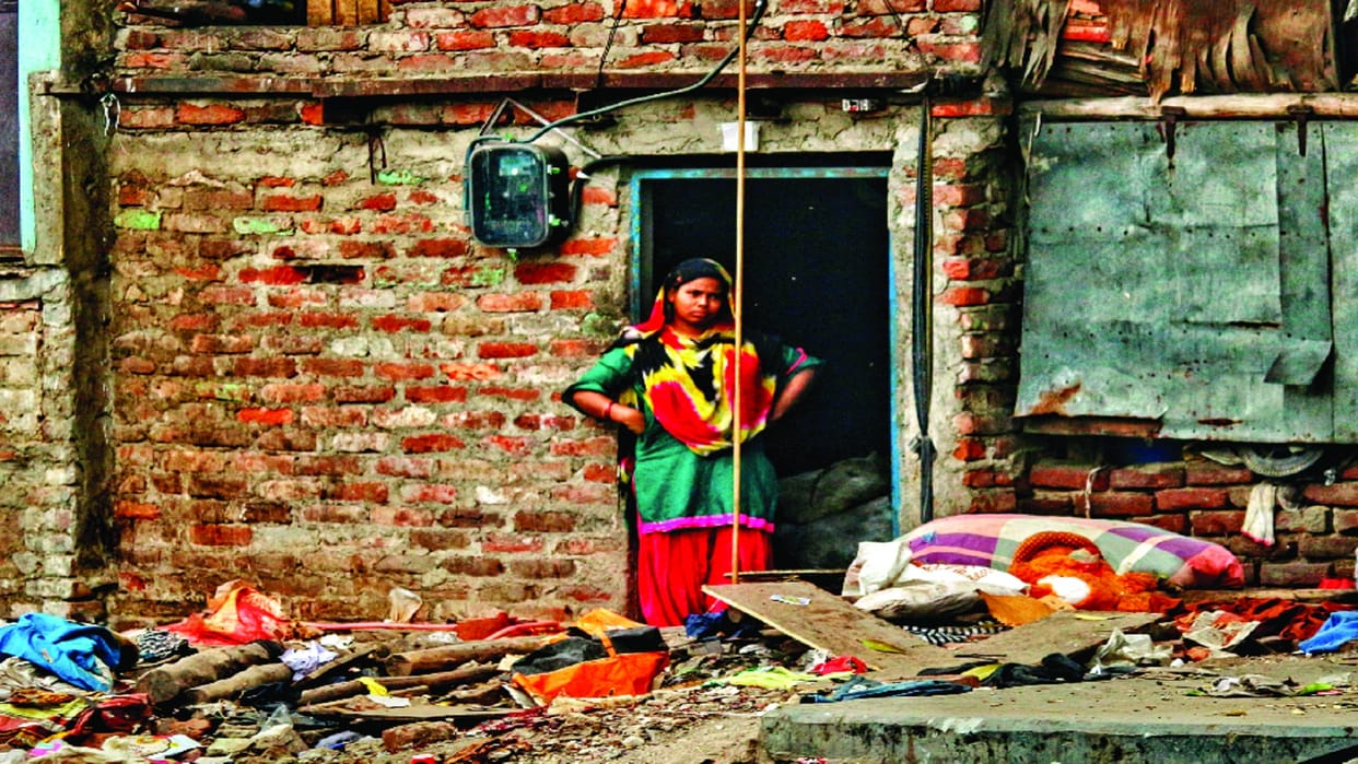 livelihood crisis in front of more than 100 families in jahangirpuri