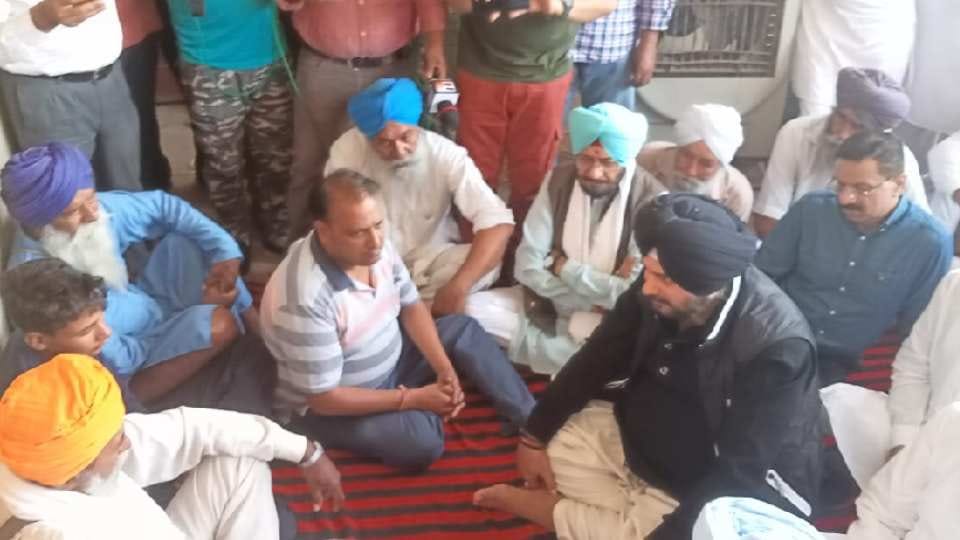 AAP govt is adopting dual policy for farmers in Punjab says Navjot Singh Sidhu