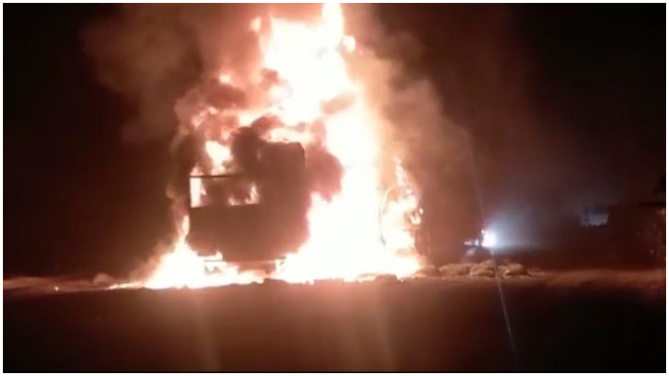 Eicher driver burnt alive in road accident