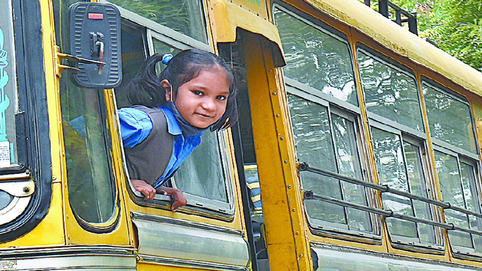UP News: 461 buses are running on truck number and without fitness in Meerut see photos