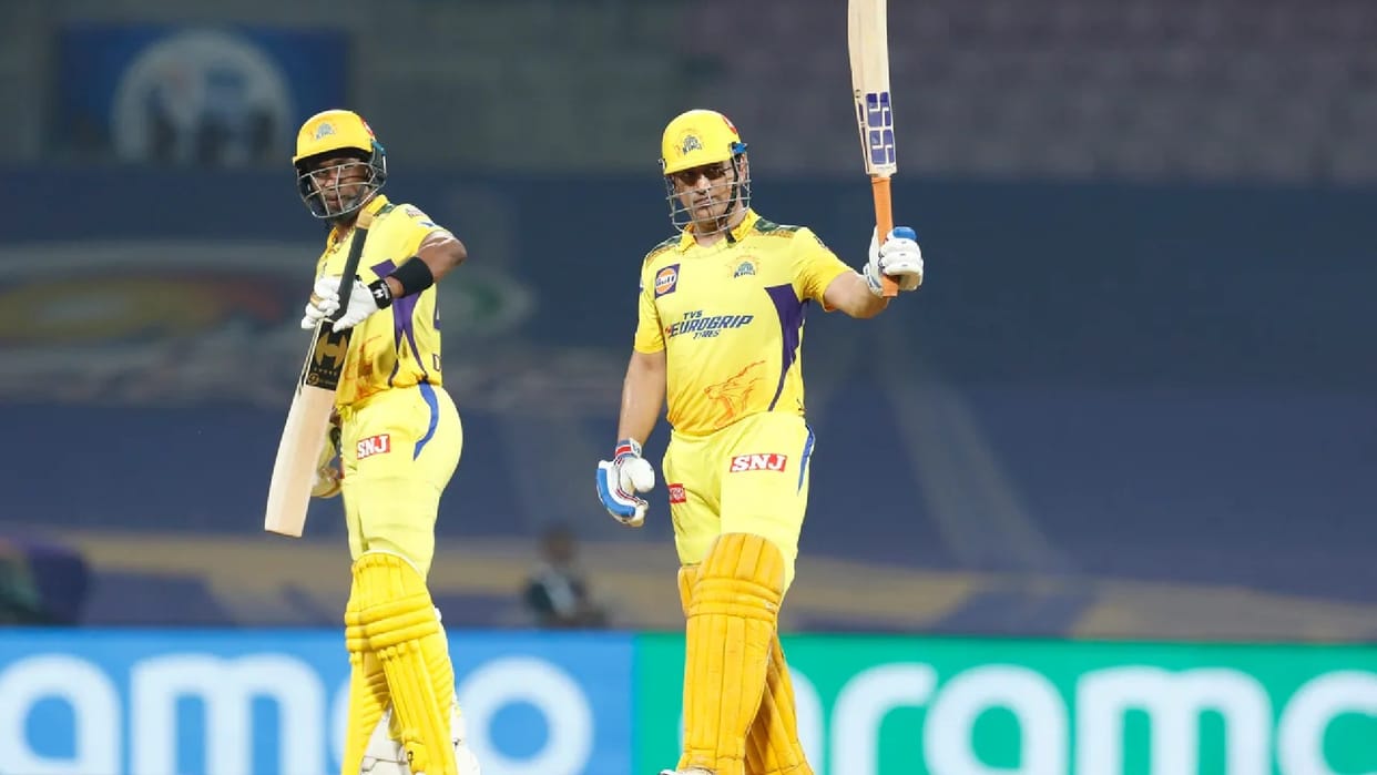 Indian Cricketers Appreciated MS Dhoni for thrilling Finish see social media reactions