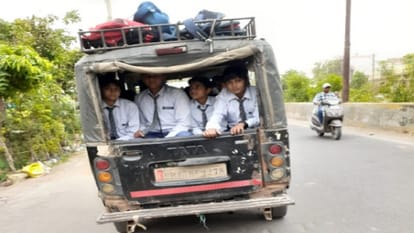 Baghpat News: School buses are being run without permits and family members are also negligent in rules