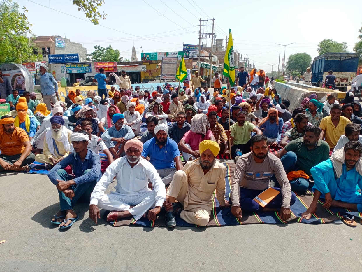 State highway jammed in protest against unloading