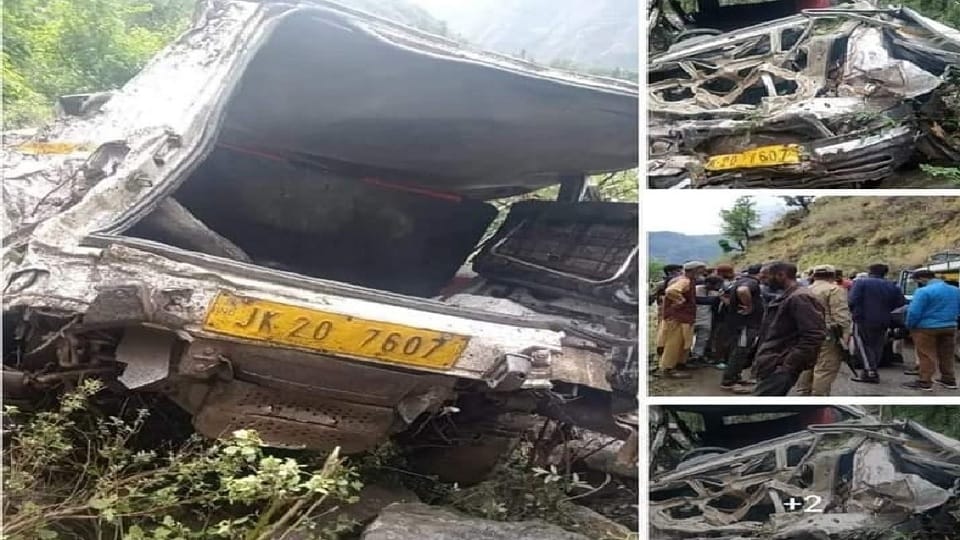 Sumo fell into the ditch, four killed including SPO, five injured