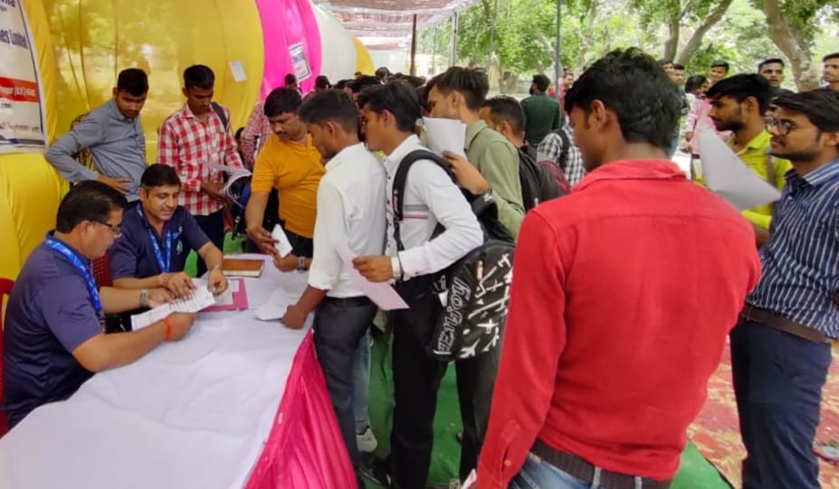 Apprenticeship fair: 45 candidates were selected by various institutes