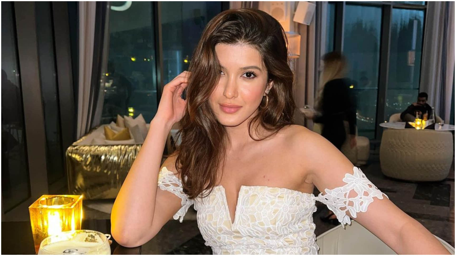 shanaya kapoor white mini lace dress wear for dinner date with mother