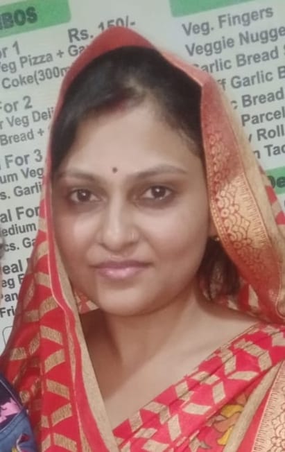 Woman's body found hanging on a noose