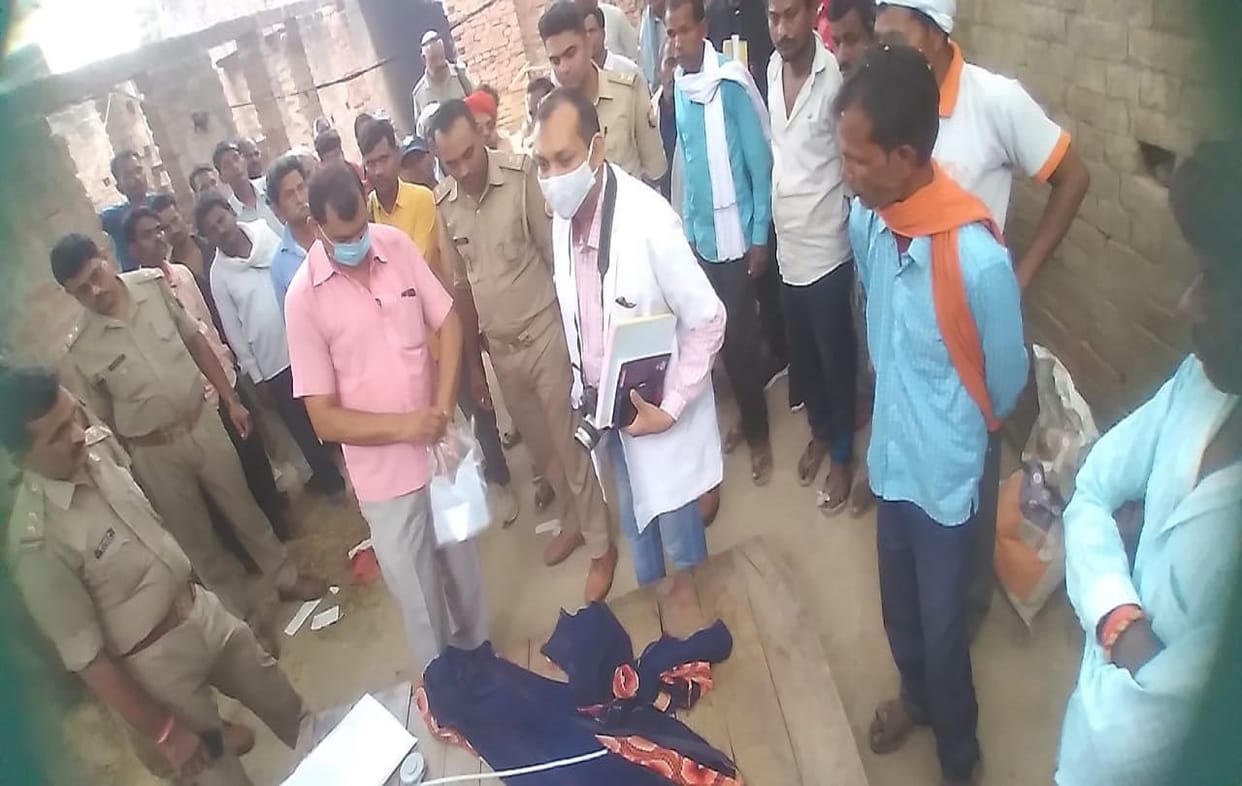 Suspicious death of married woman in varanasi maternal relatives accuse husband for murder by strangulation