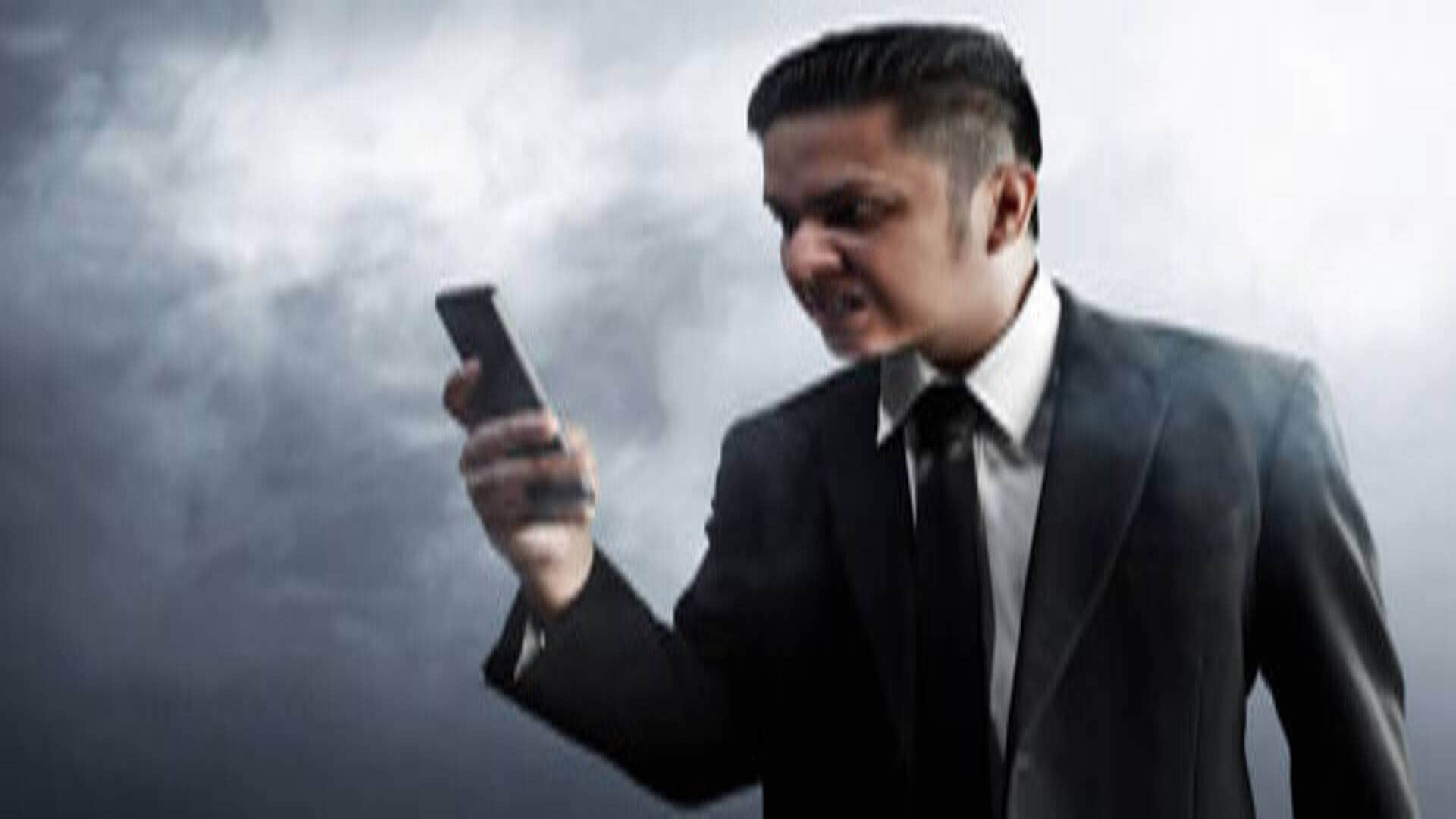 Astrology Tips If You Want Maa Lakshmi Blessing Leave These 7 Habits News in Hindi