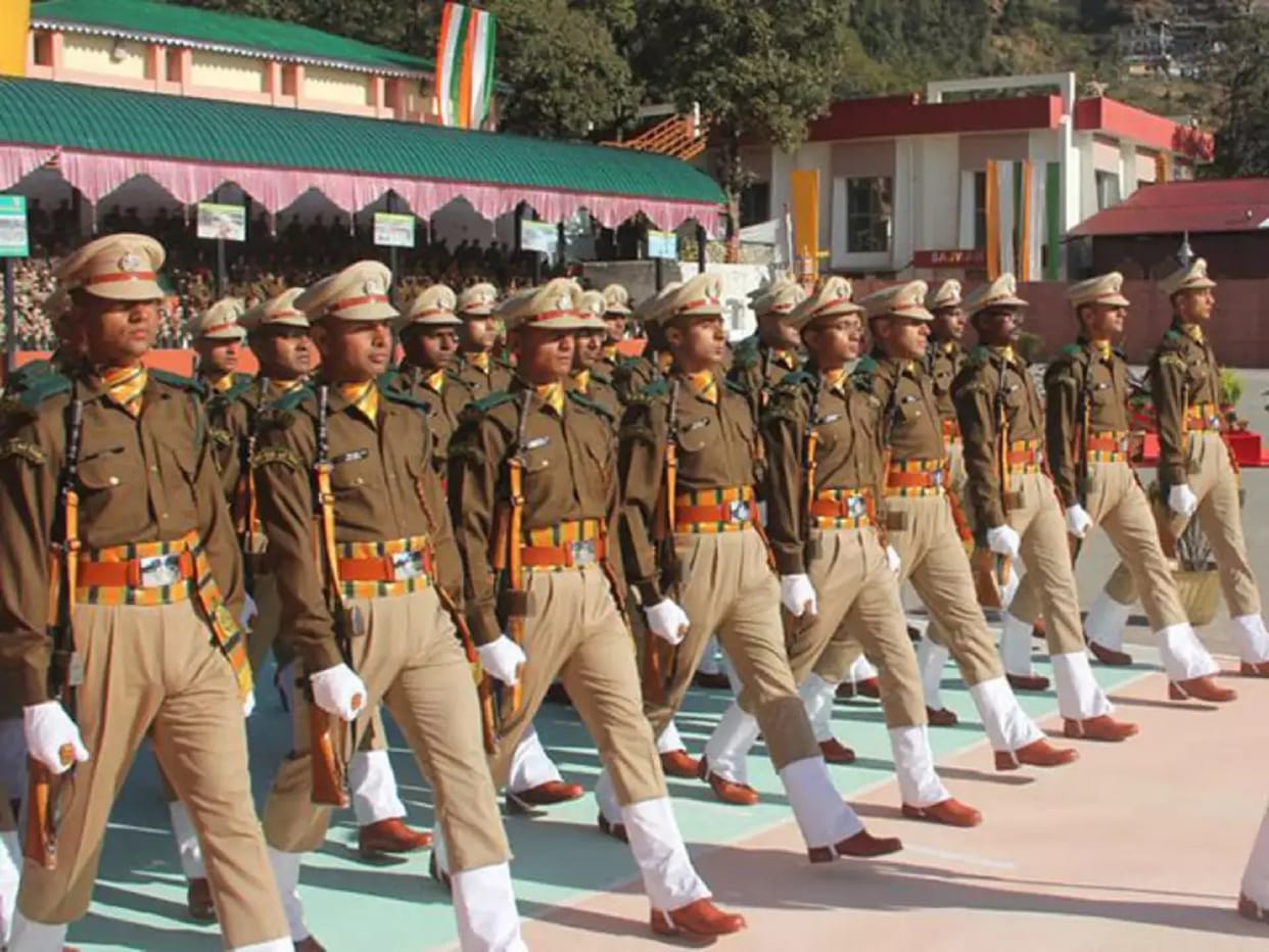 In central paramilitary forces, IPS officers can now join to the post of Commandant, BSF DG sent the proposal for amendment