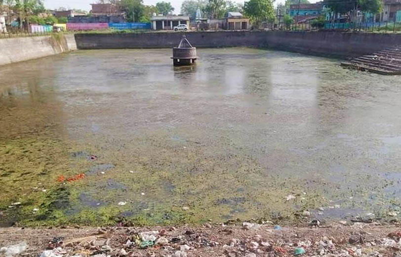 Even after spending lakhs, the appearance of the pond did not change