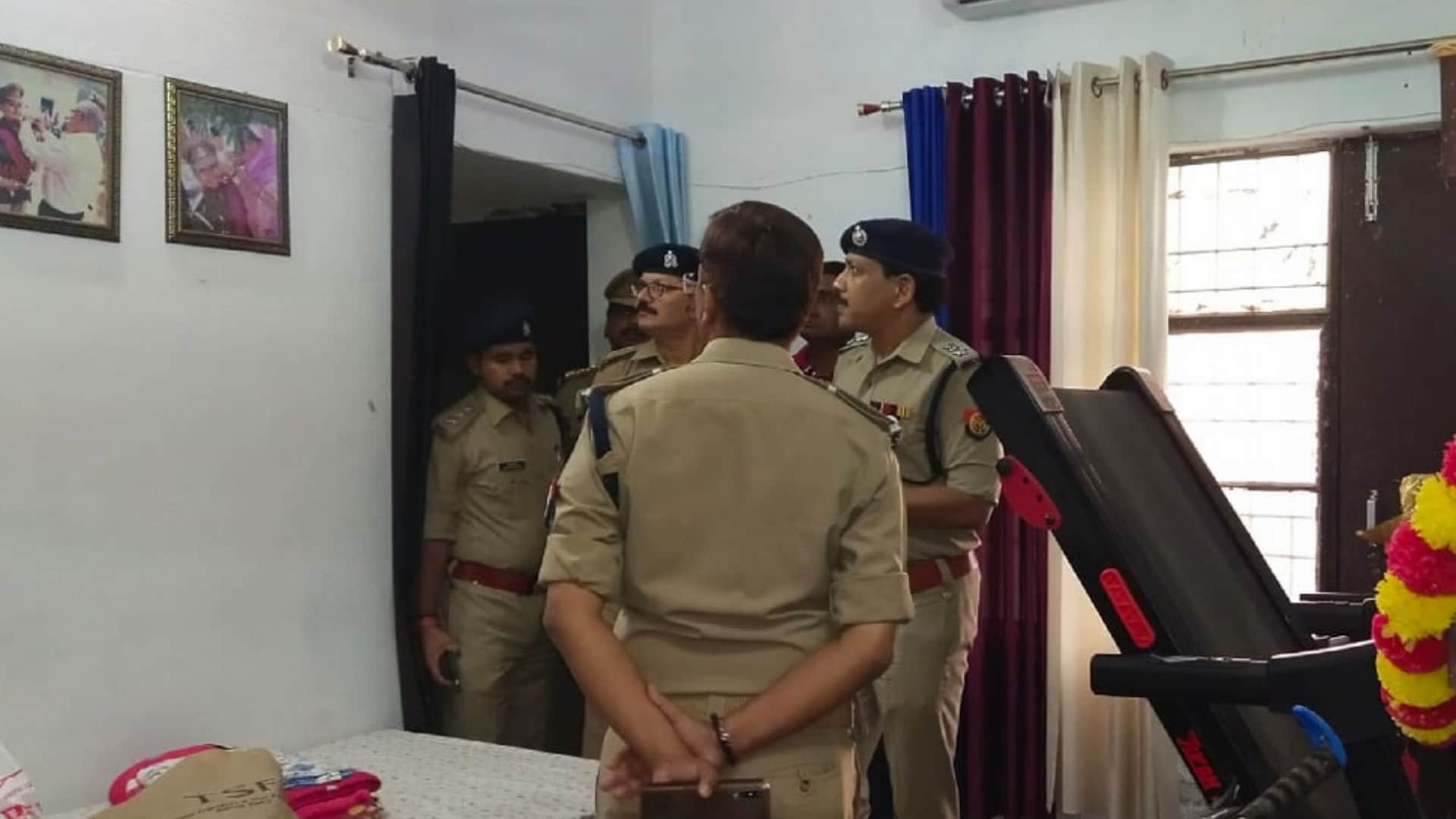 female sub inspector suicide case Woman Sub Inspector commits suicide at government residence in Amethi
