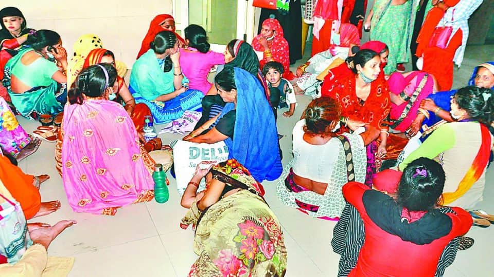 condition of two female patients standing in the sun deteriorated in Lady Loyal OPD agra