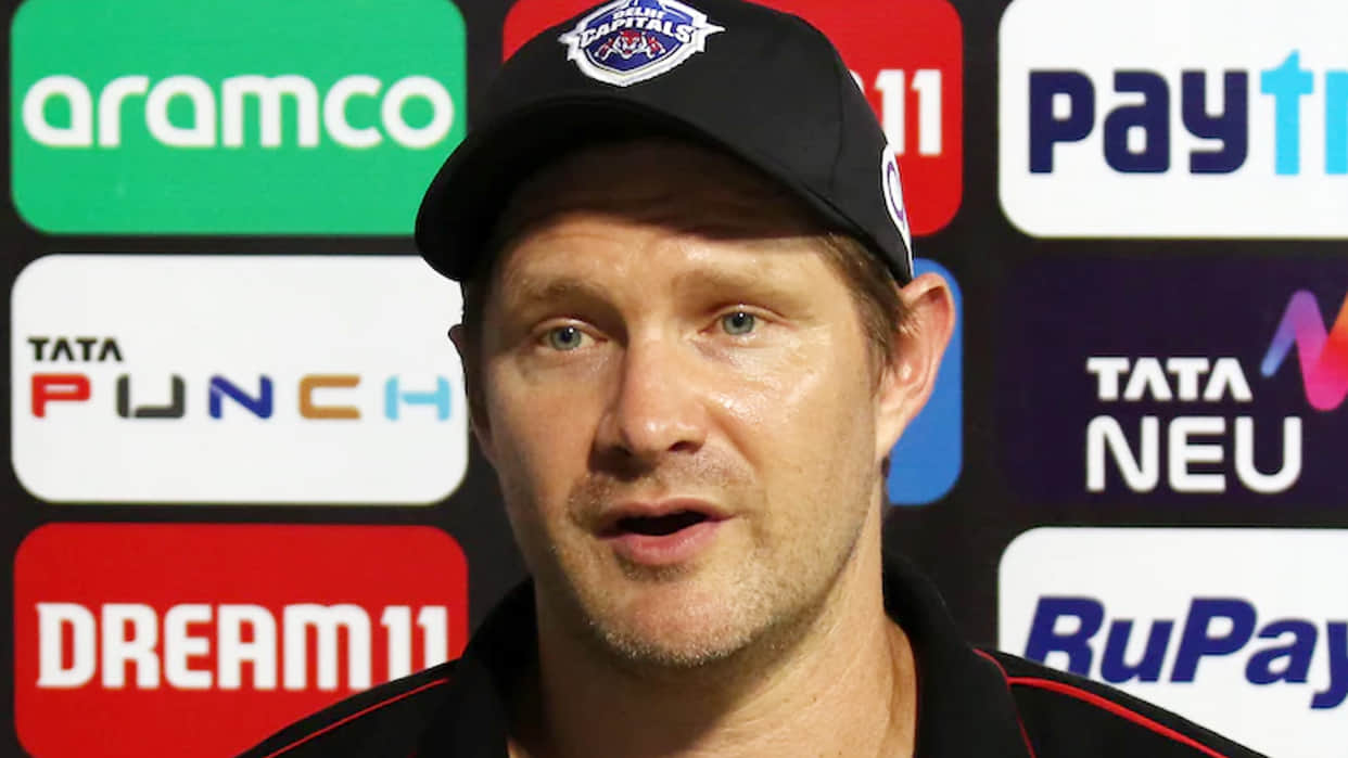 Delhi Capitals Assistant Coach Shane Watson says Don't Stand For What Happened; On Rishabh Pant sending Pravin Amre on Field In RR vs DC Clash