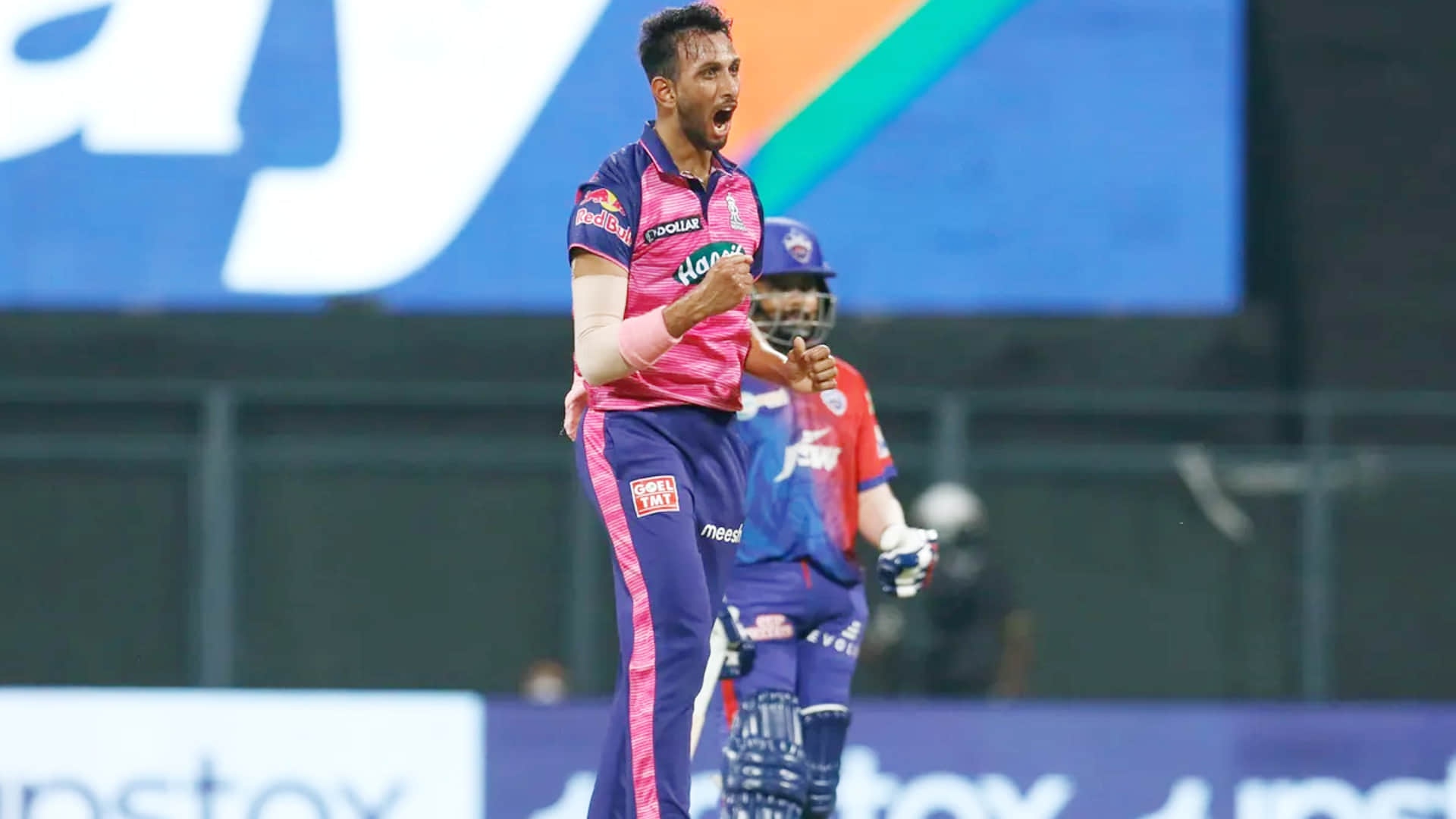 DC vs RR Photos IPL 2022: Delhi Capitals team including Rishabh Pant clashed with the Umpire, Yuzvendra Chahal wife Dhanashree glamorous style; Kuldeep Chahal Fun on ground, Rovman Powell Sixes