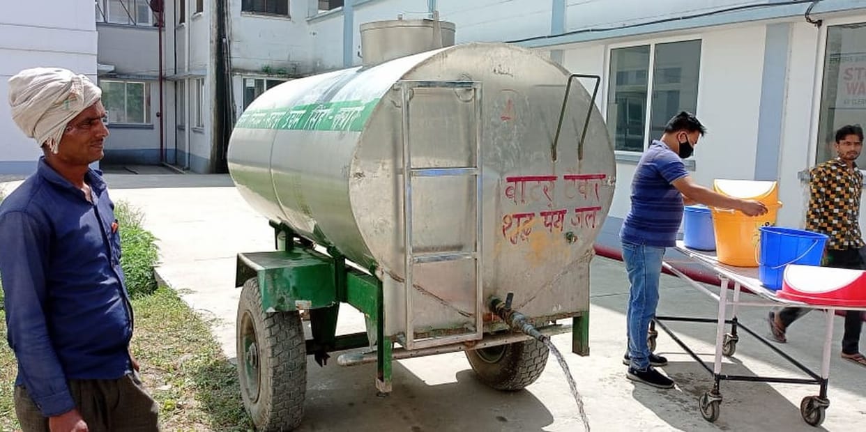 People did not got treatment due o lack of drinking water.