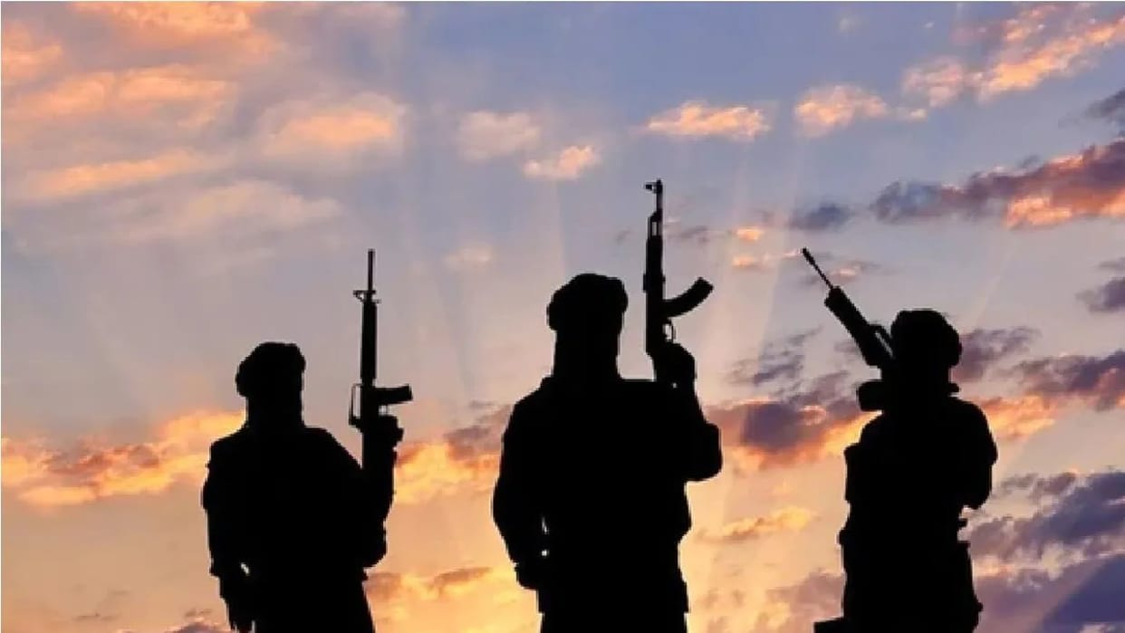 terror group lashkar-e-islam issues threat to kashmiri pandit to leave valley or face death