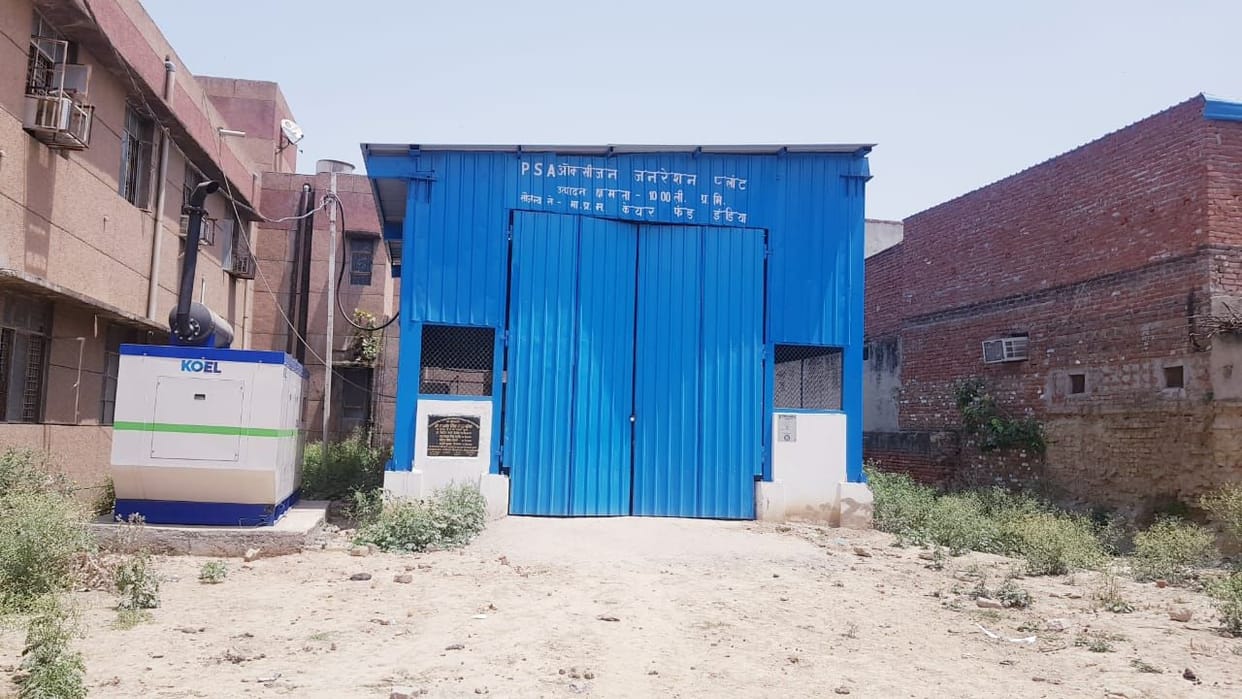 Court imposed a fine of Rs 2.30 lakh on food traders, oxygen plants worth crores of rupees should not be answered on the need