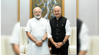 Heeraben Modi Death Kangana Ranaut viviek Agnihotri Akshay kumar anupam kher mourns pm modi mother demise