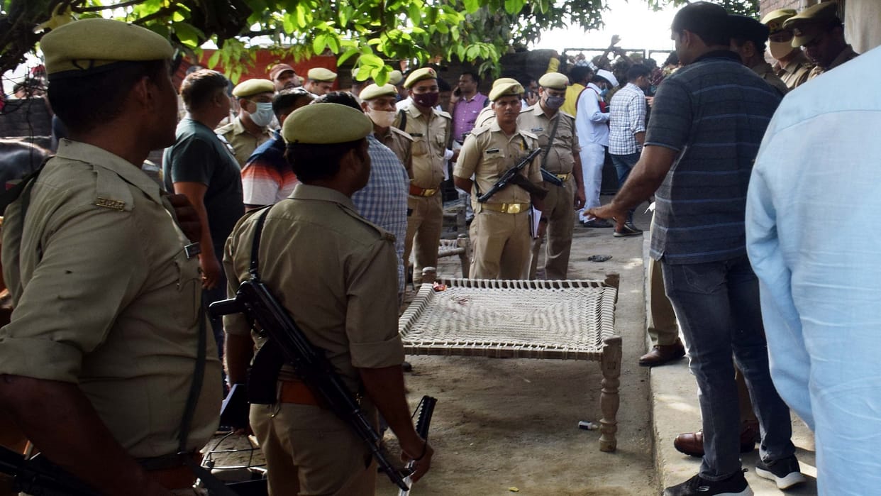 Prayagraj mass murder: The killers crossed all limits of vandalism burnt the house after the murder