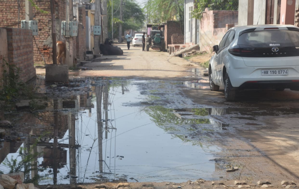 The outgoing sarpanch said - when the development of the village is stalled, there is no point in celebrating Panchayat Day