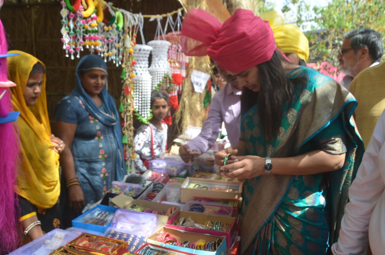 Chirag Haat: Women showed skills in rural environment