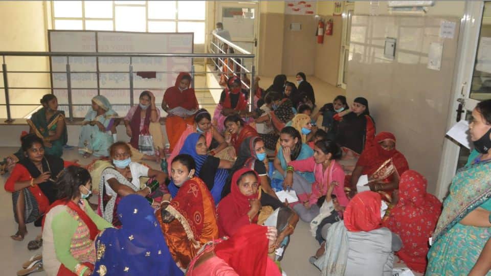 condition of two female patients standing in the sun deteriorated in Lady Loyal OPD agra