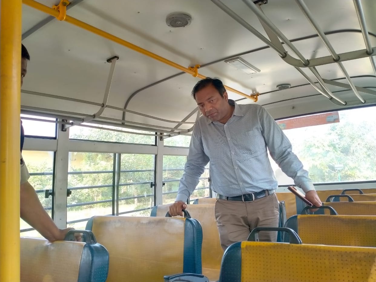 Three school buses seized for not getting fitness
