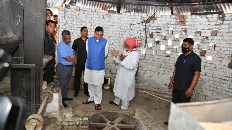 Cm Pushkar Singh Dhami Reached Hasco, Appreciated Dr. Anil Prakash ...