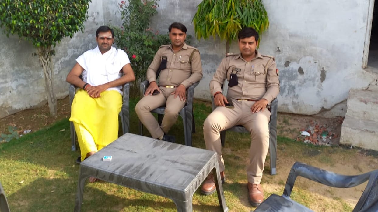 Aligarh Demand for arrest of professor who taught objectionable content about Hindu deities in AMU Acharya Bharat under house arrest