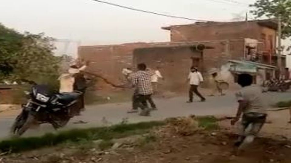 Man beaten to death in a field dispute firozabad crime news