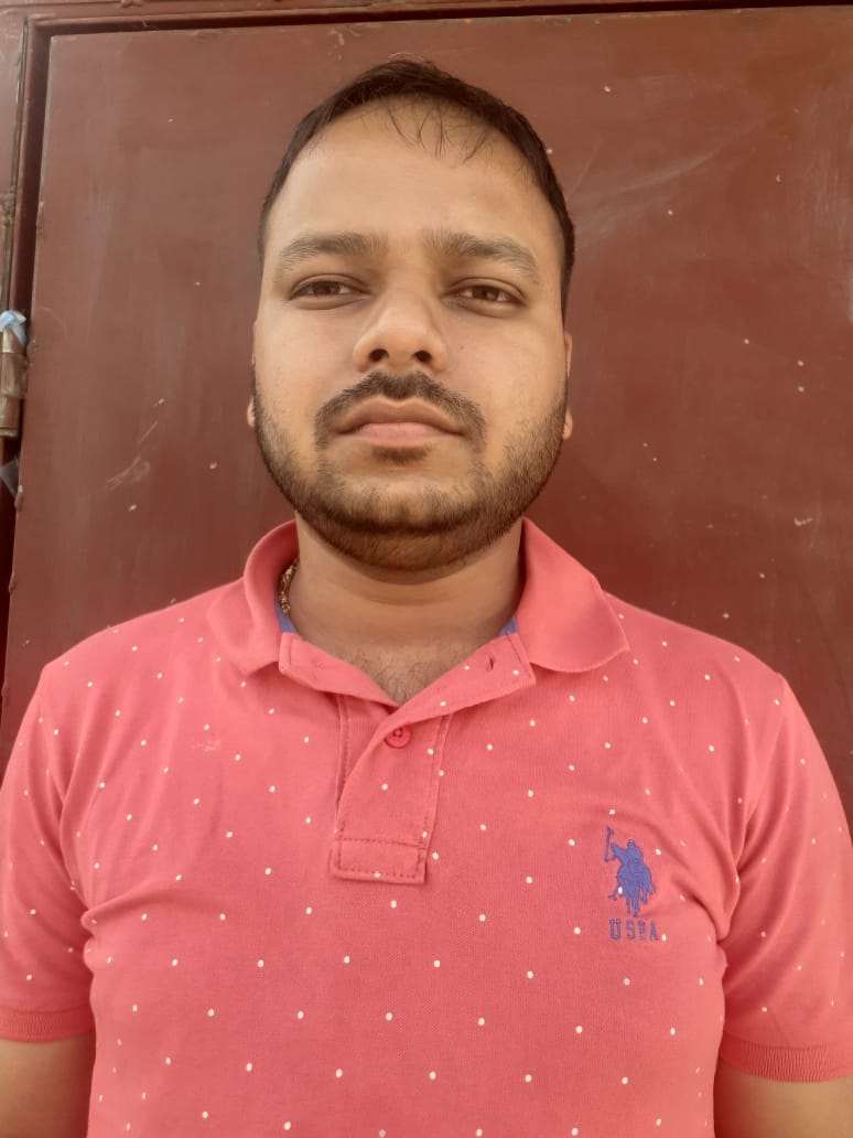 25 thousand bounty arrested for selling illegal cartridges, GRP took to Firozabad