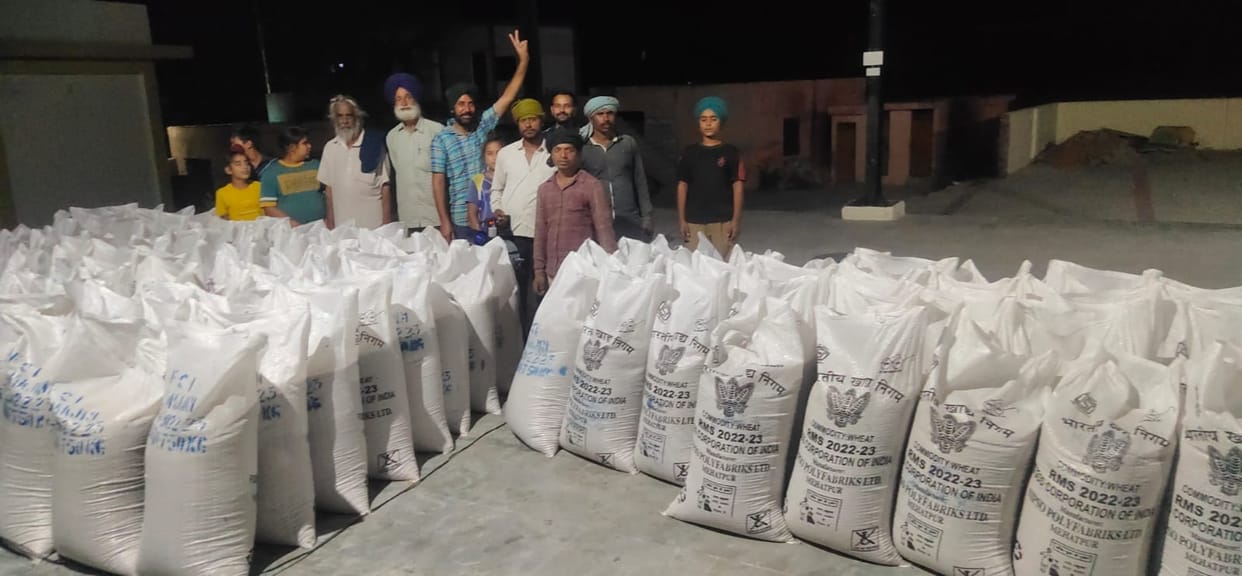 90 kg of wheat arrived from across the district in a day in the grain market Mazari