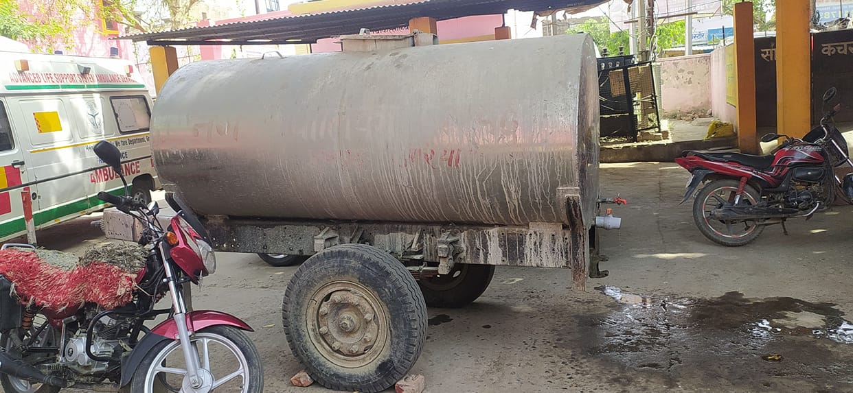 The motor of the hospital's tubewell fell into the borewell, water crisis